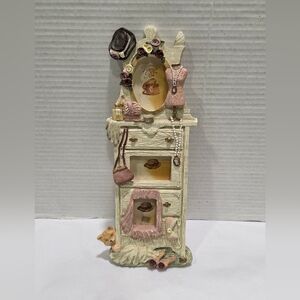 Figi Graphics 90s Vintage Victorian Dresser Collage Photo Picture Frame Resin